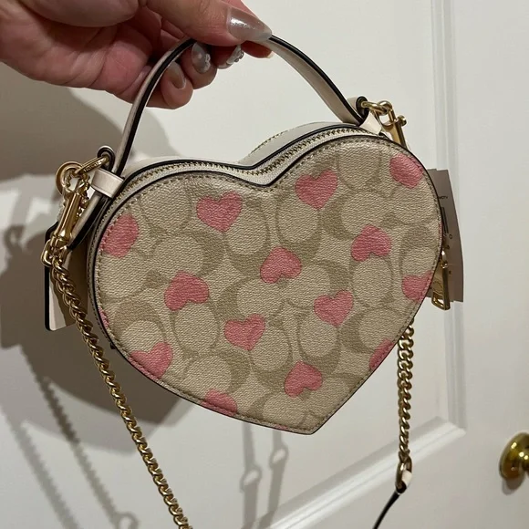 NWT! Coach Heart Crossbody Signature Canvas Heart Print CP021 - Picture 4 of 9